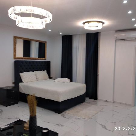 Despina'S Palace Apt Downtown Heraklion  ภายนอก รูปภาพ
