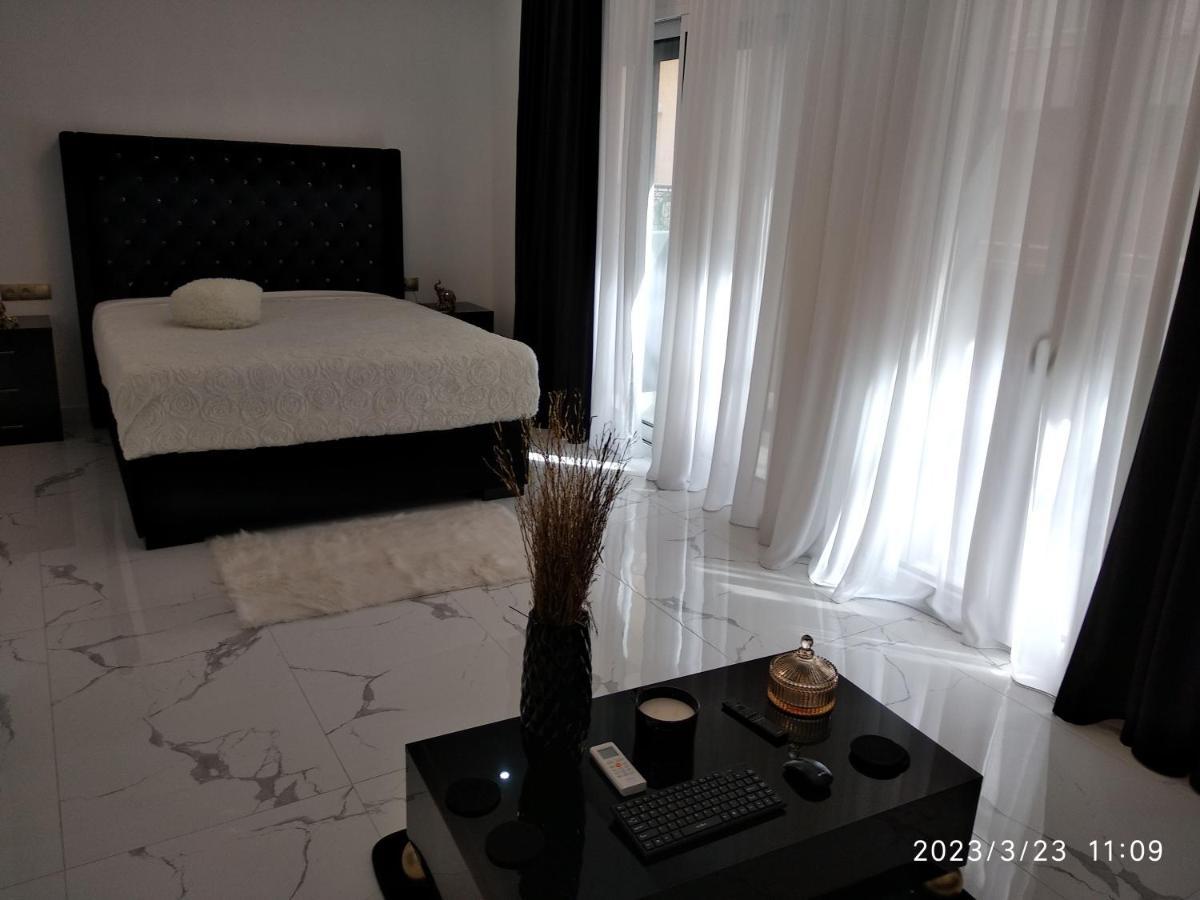 Despina'S Palace Apt Downtown Heraklion  ภายนอก รูปภาพ