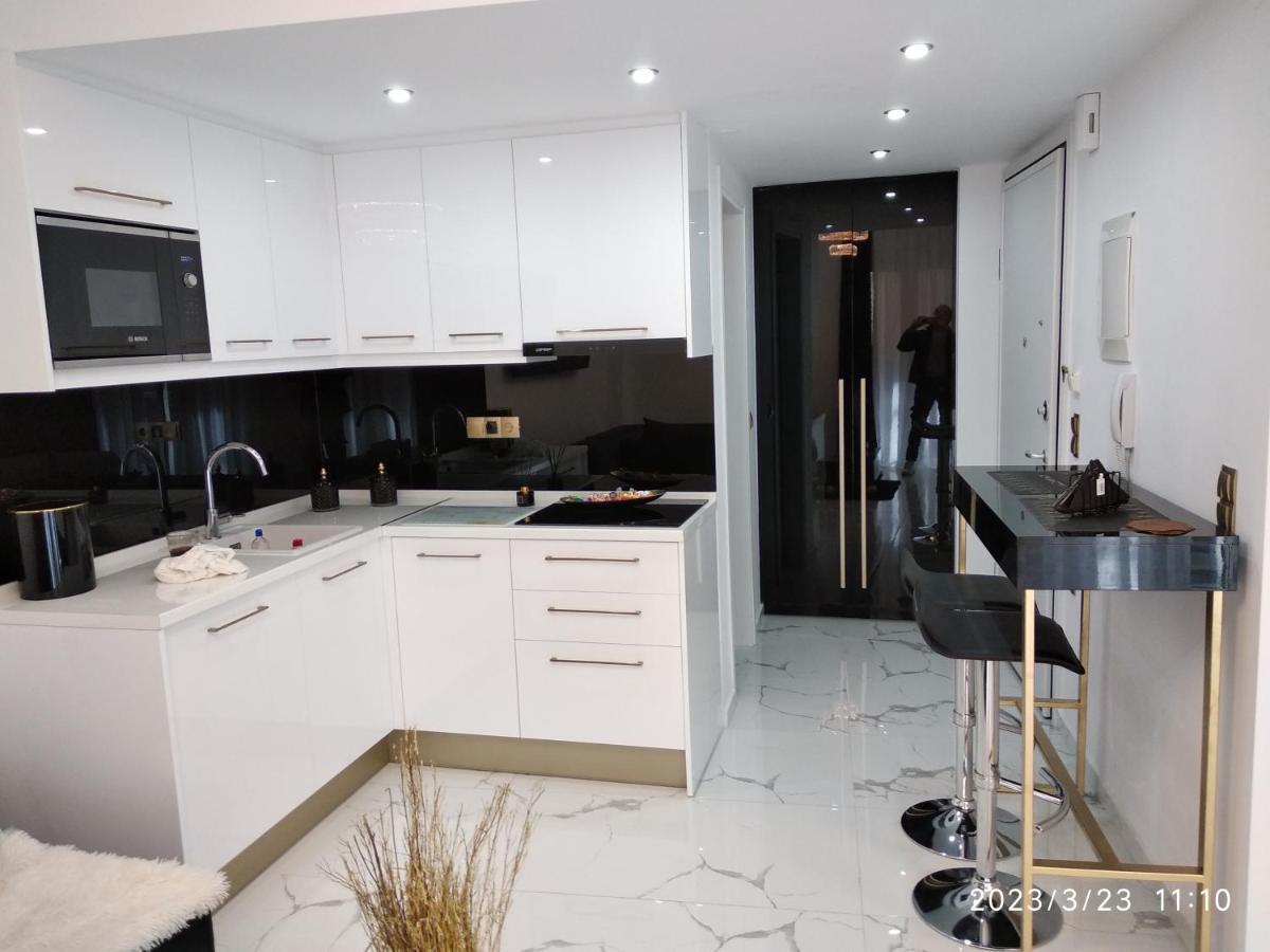 Despina'S Palace Apt Downtown Heraklion  ภายนอก รูปภาพ