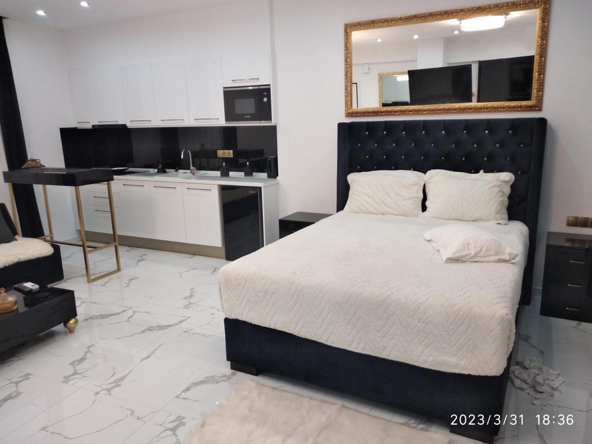 Despina'S Palace Apt Downtown Heraklion  ภายนอก รูปภาพ