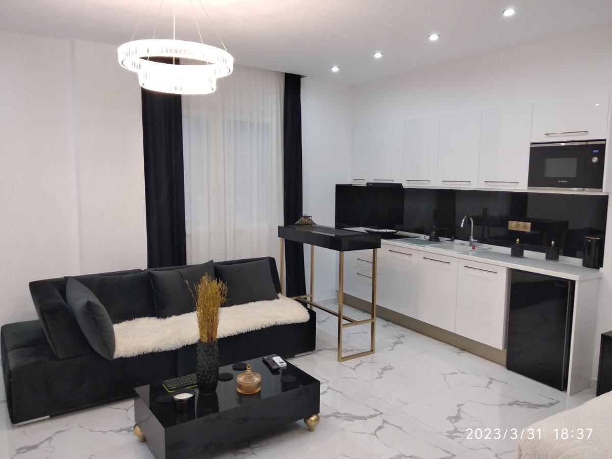 Despina'S Palace Apt Downtown Heraklion  ภายนอก รูปภาพ