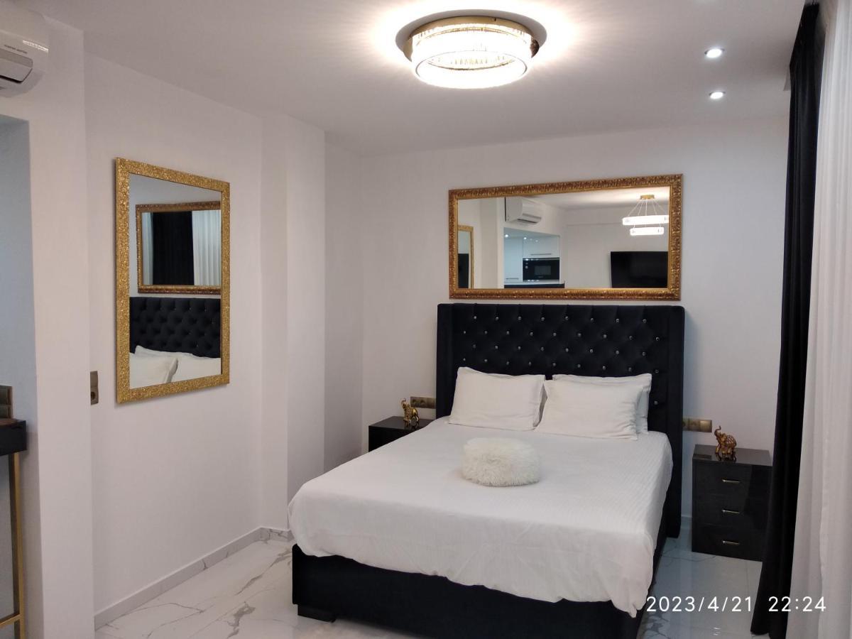 Despina'S Palace Apt Downtown Heraklion  ภายนอก รูปภาพ