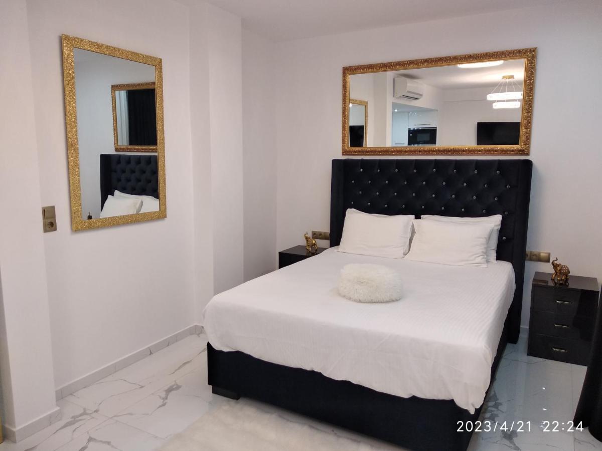 Despina'S Palace Apt Downtown Heraklion  ภายนอก รูปภาพ