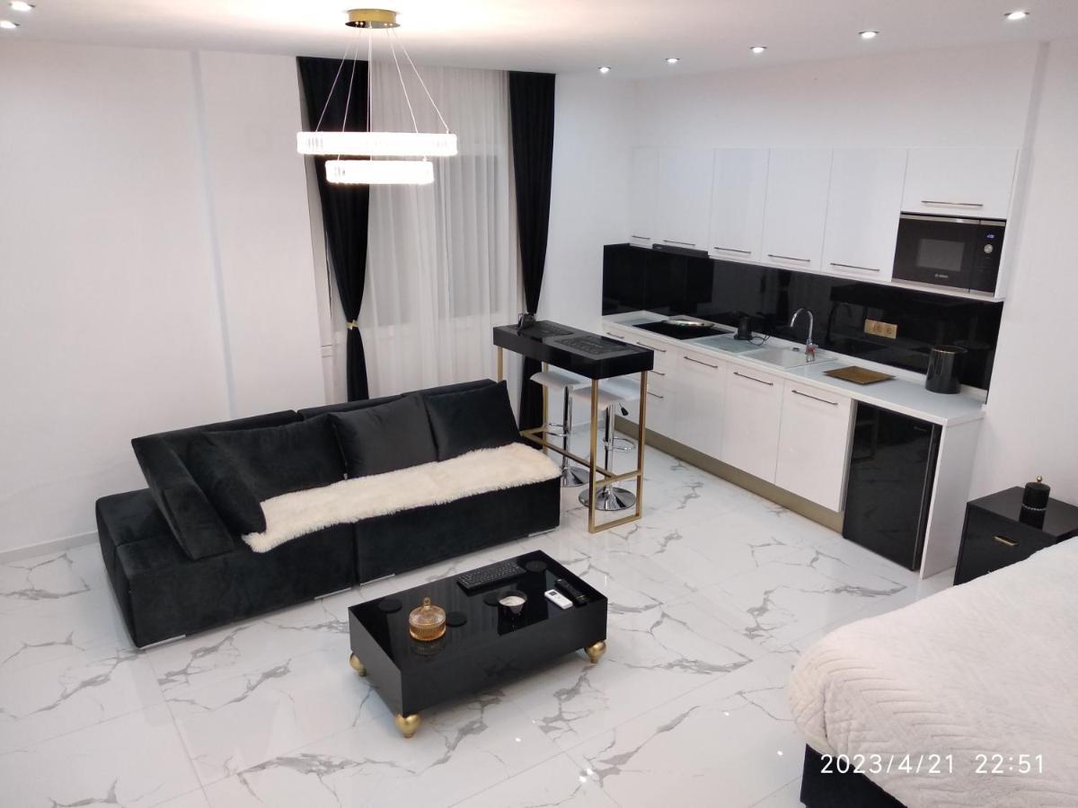 Despina'S Palace Apt Downtown Heraklion  ภายนอก รูปภาพ